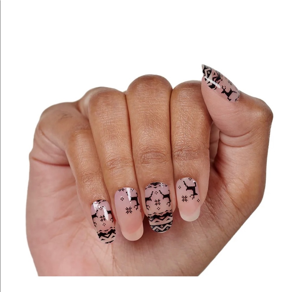 B3G2 Color Street Nail Strips-A Dashing Time